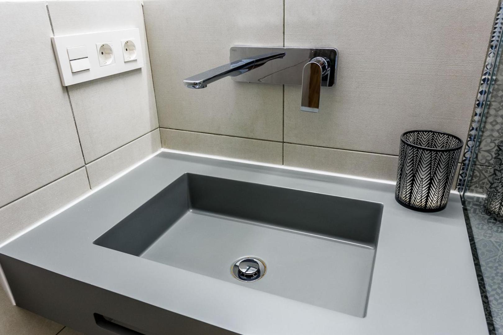 Amplisimo Y Coqueto Apartamento De Lujo Y Diseno En Pleno Centro Seville Luaran gambar
